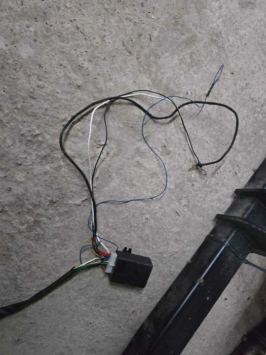 Полуавтоматичен теглич за Renault Talisman седан