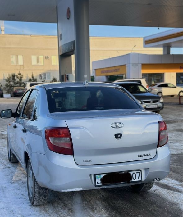 Продам Лада гранта Автомат