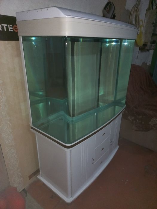 Продам зовацкой аквариум 350лт