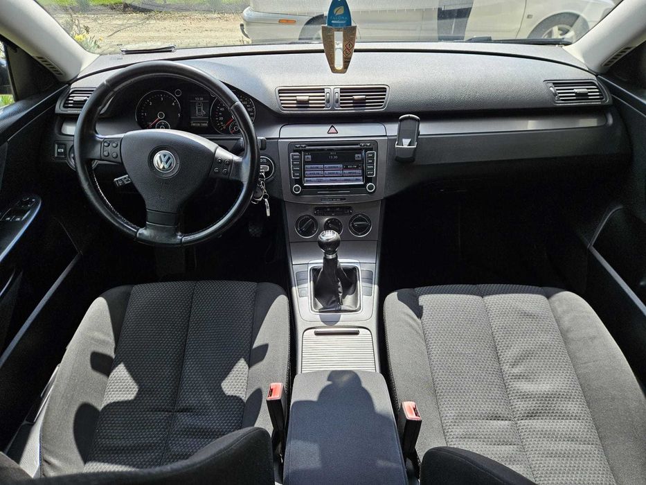 VOLKSWAGEN Passat 2009 — imagine 2