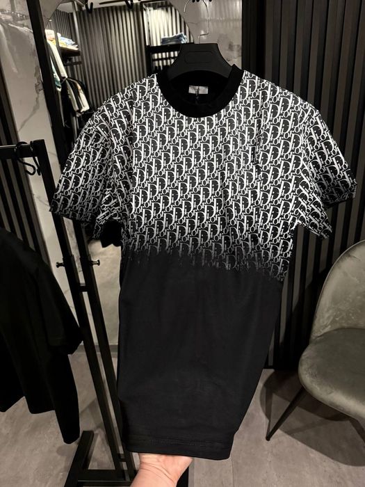 Премиум тениски CHRISTIAN DIOR| Модерен минималистичен дизайн