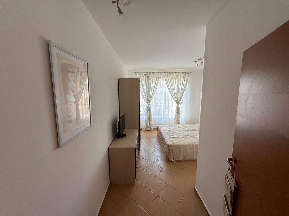 Продава се Тристаен апартамент в к.к. Слънчев бряг - 84 кв.м за 1310 €/кв.м - Снимка #3