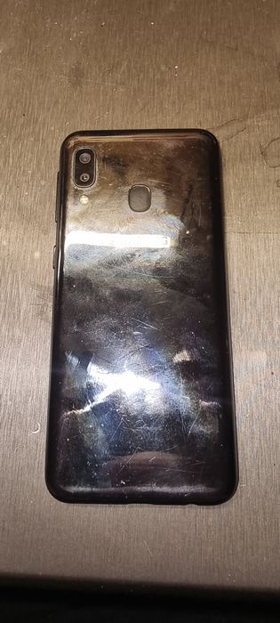 Samsung a20e 32 giga