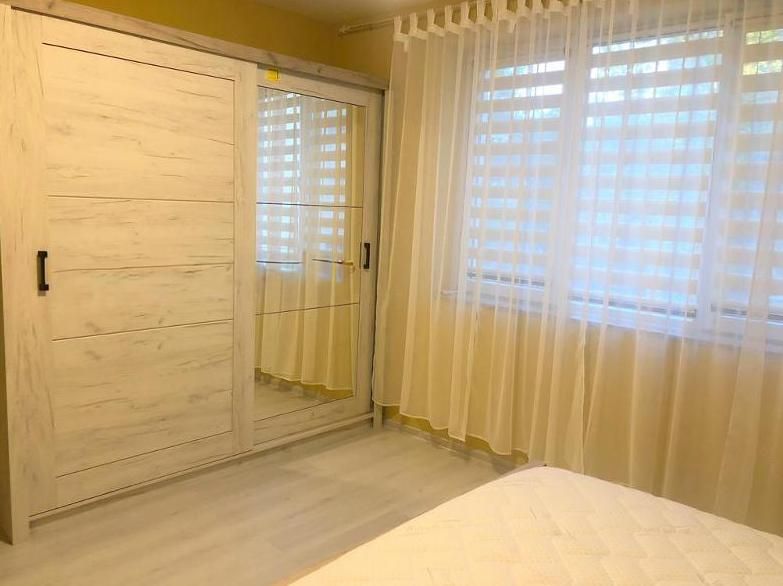 Дава се под наем Двустаен апартамент в Пловдив, Център - 65 кв.м за 459 € - Снимка #4