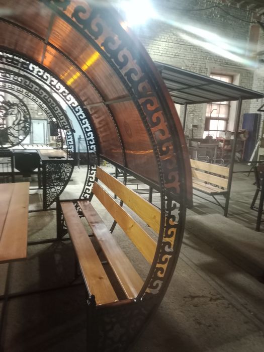 Беседка для дружной компании.