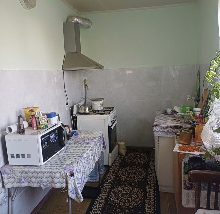 Продаётся Дача   
Адрес Майский СВТ ЗВЁЗДОЧКА 
6 сотка 3 комната с/у Б
