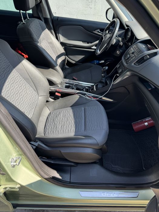 Opel Zafira  Tourer