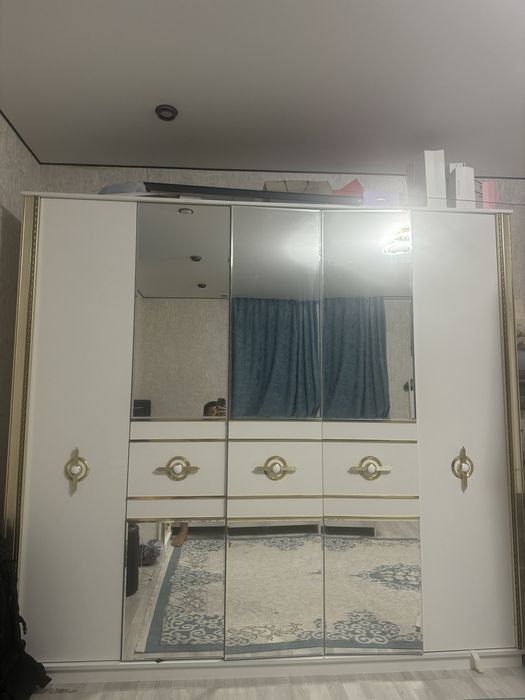 Мебель для спальни срочно