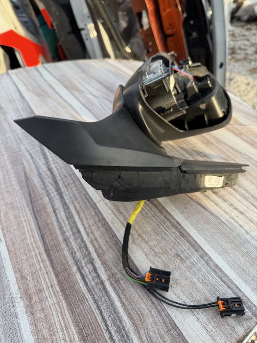 Огледало Peugeot 2008