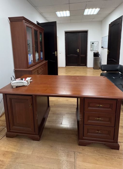 Срочно Продам офисную мебель