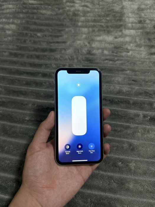 iPhone 11 128gb 80% в идеале