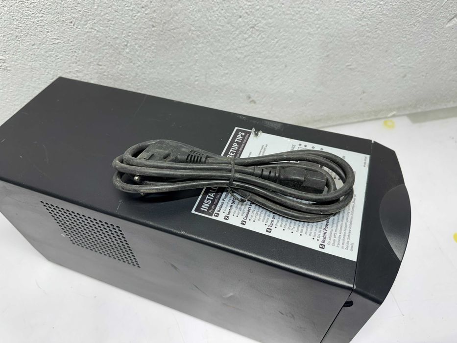 UPS Устройство - UPS APC Smart-UPS C 1000