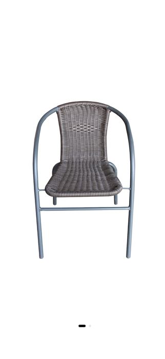 Scaun nou pentru terasa sau balcon
