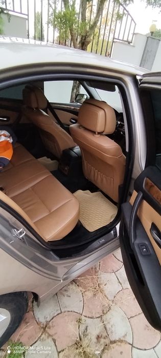 BMW Seria 5 2010 — imagine 5