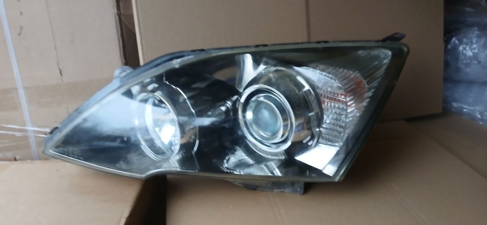 Honda CR-V  - оригинални фарове Xenon
