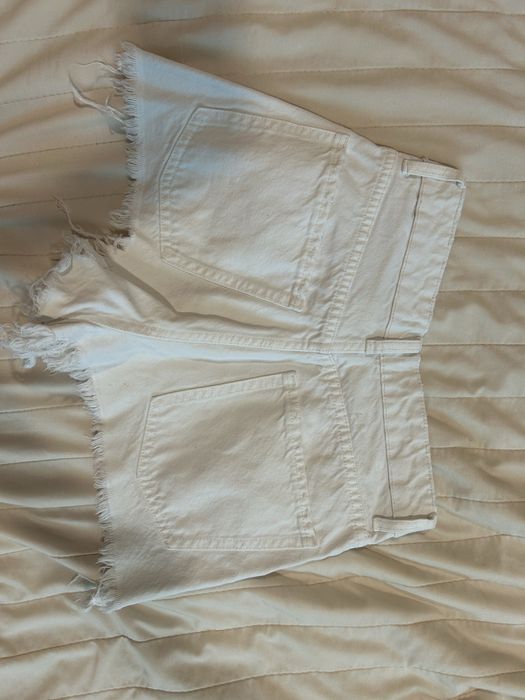 Бели дамски дънкови гащи Zara