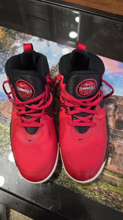 Pantofi Nike Sport team Hustle D9 GS