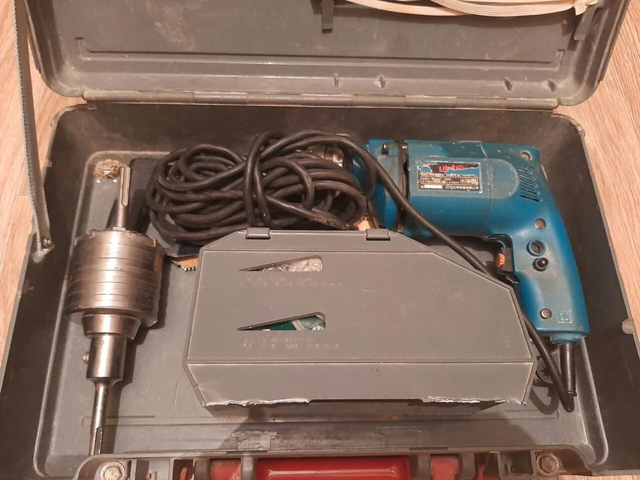 Срочно продам дрель