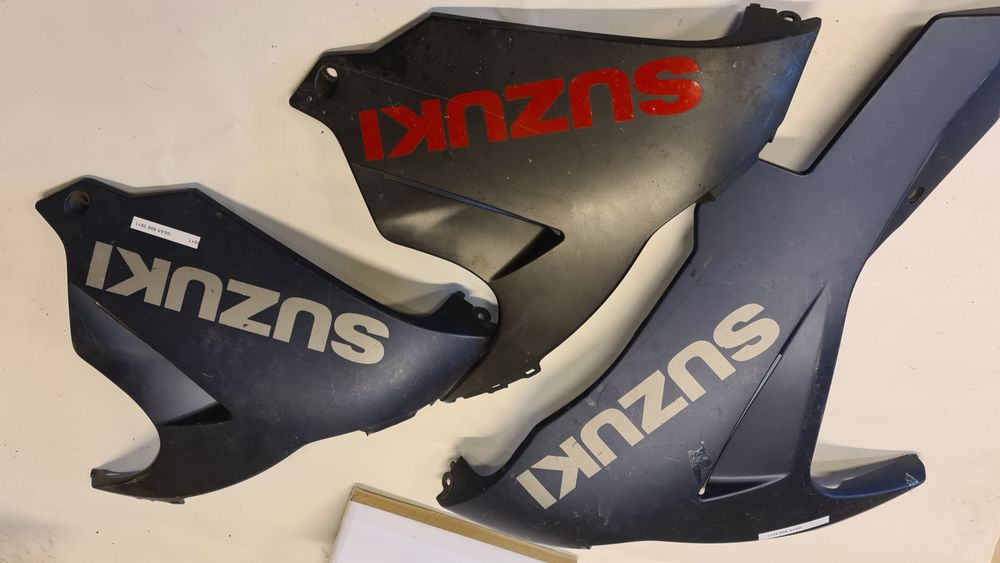Suzuki GSXR 600 750  Carene   ram Air dreapta galerie evacuare