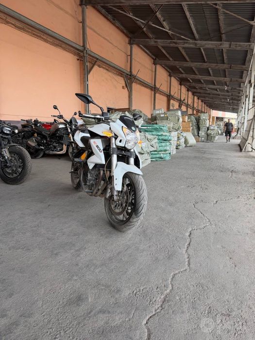 Benelli tnt 600 original