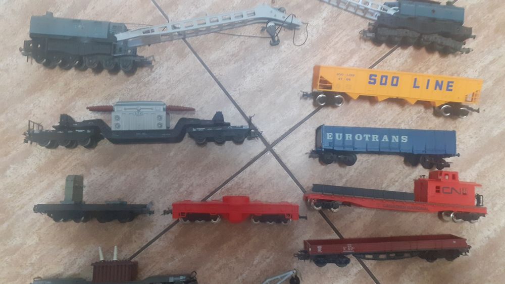 Macarale&vagoane trenulet electric HO