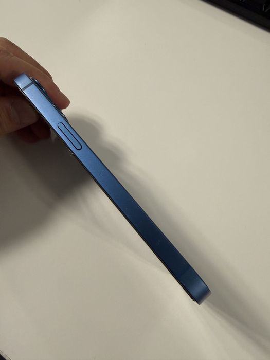 Iphone 13 128 gb в отличном состоянии