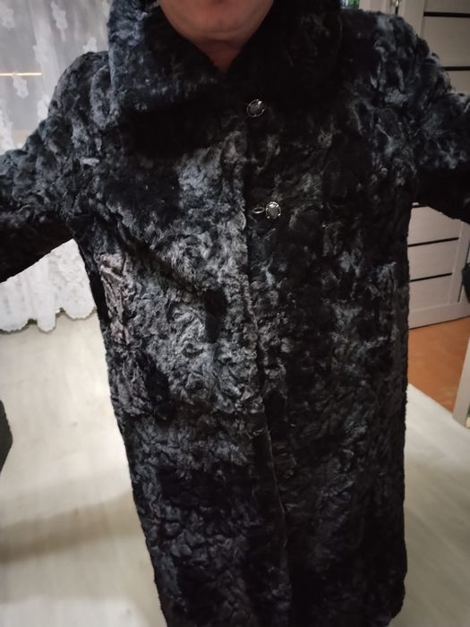 Продам шубу облегченную