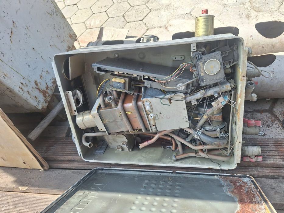 Котел продам срочна