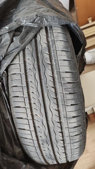 4 броя Kumho 165/60 R14 летни гуми