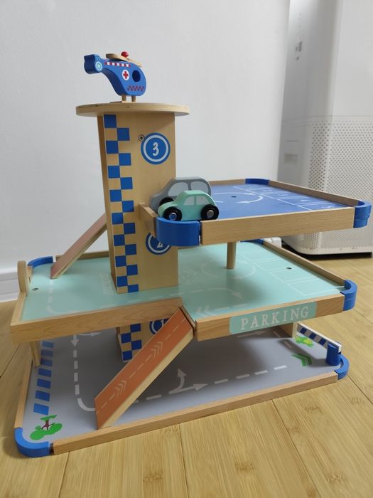 Set trenulet + parcare din lemn