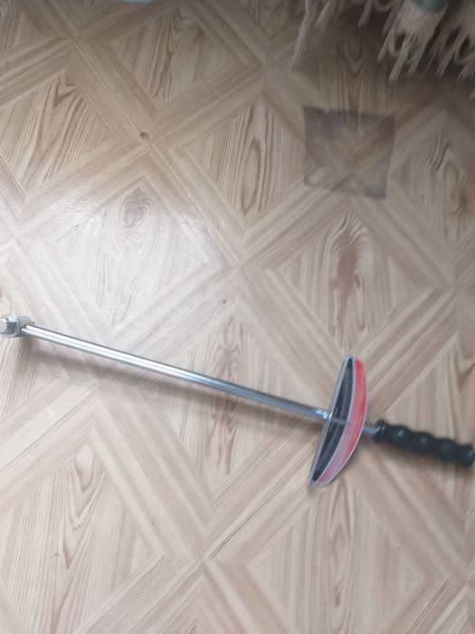 Продам динаметричкский ключ