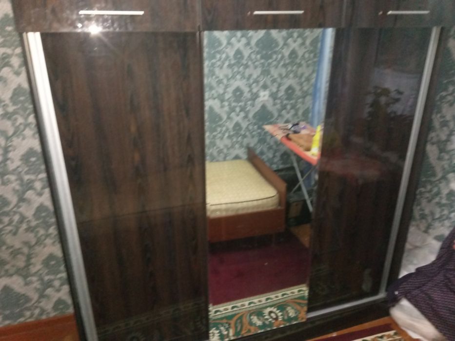 Mebel yangi chiqqanida