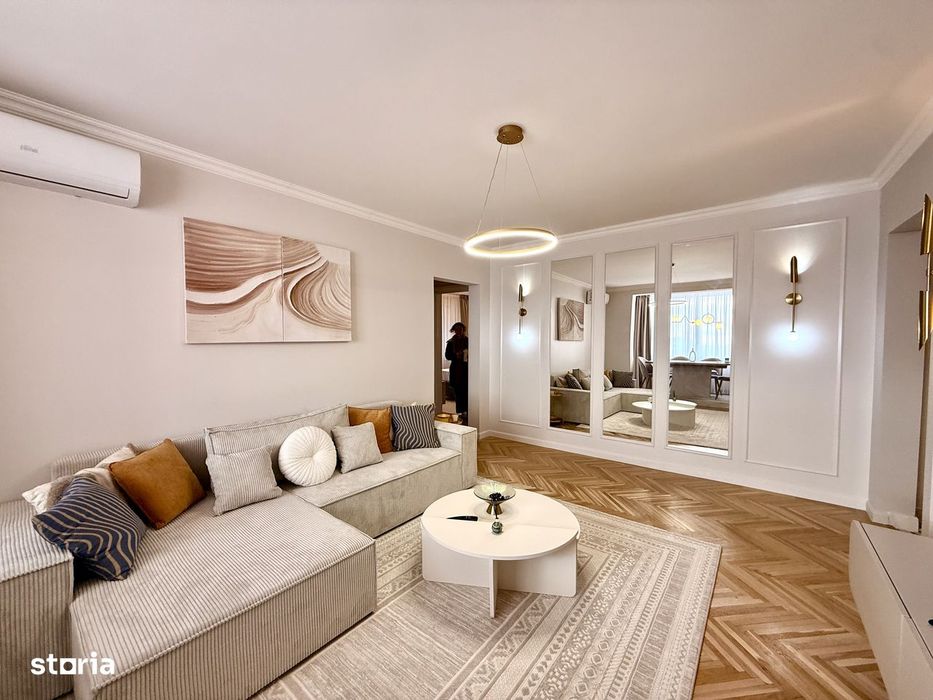 Ap. 3 camere , renovat , garaj - Ultracentral — fotografia 1