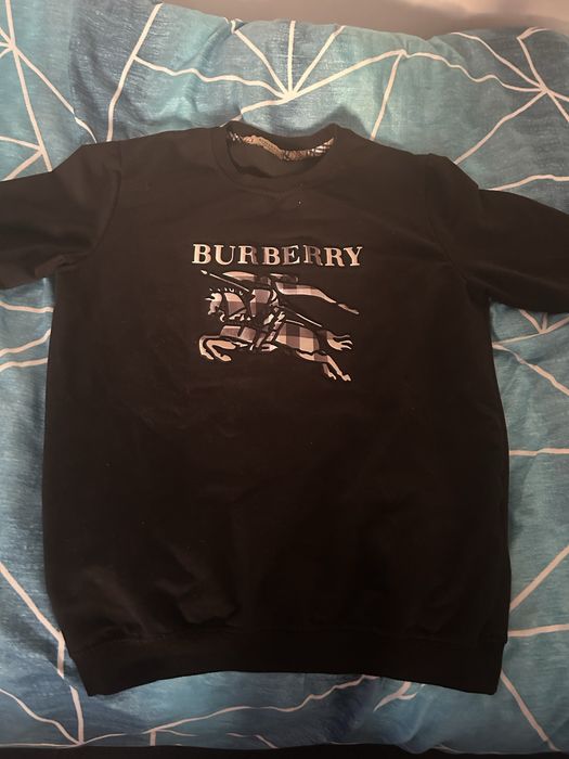BURBERRY  блуза.