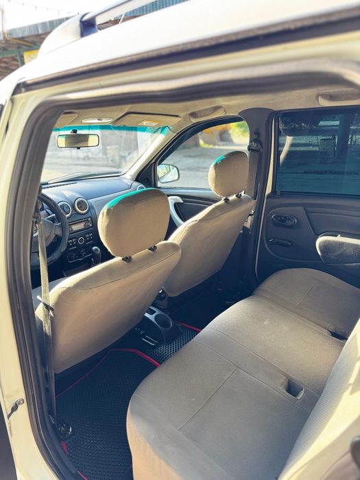 Лада Ларгус 2015