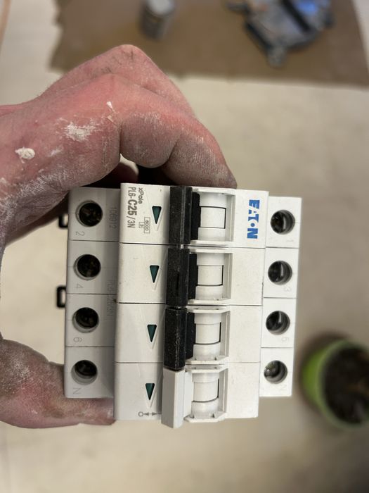 Sigurante 380 trifazic