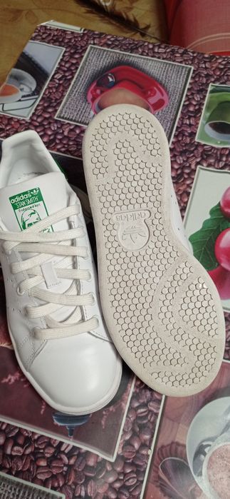 Adidași stan smith