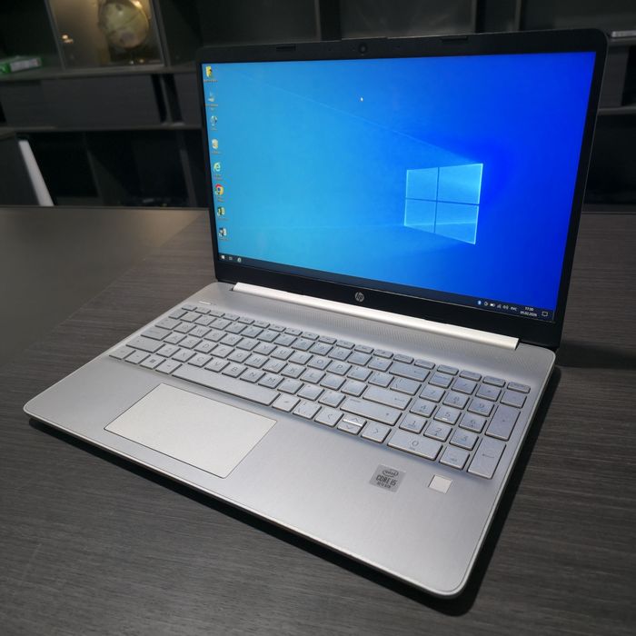 HP Laptop 15t i5 SSD 256/8 GB