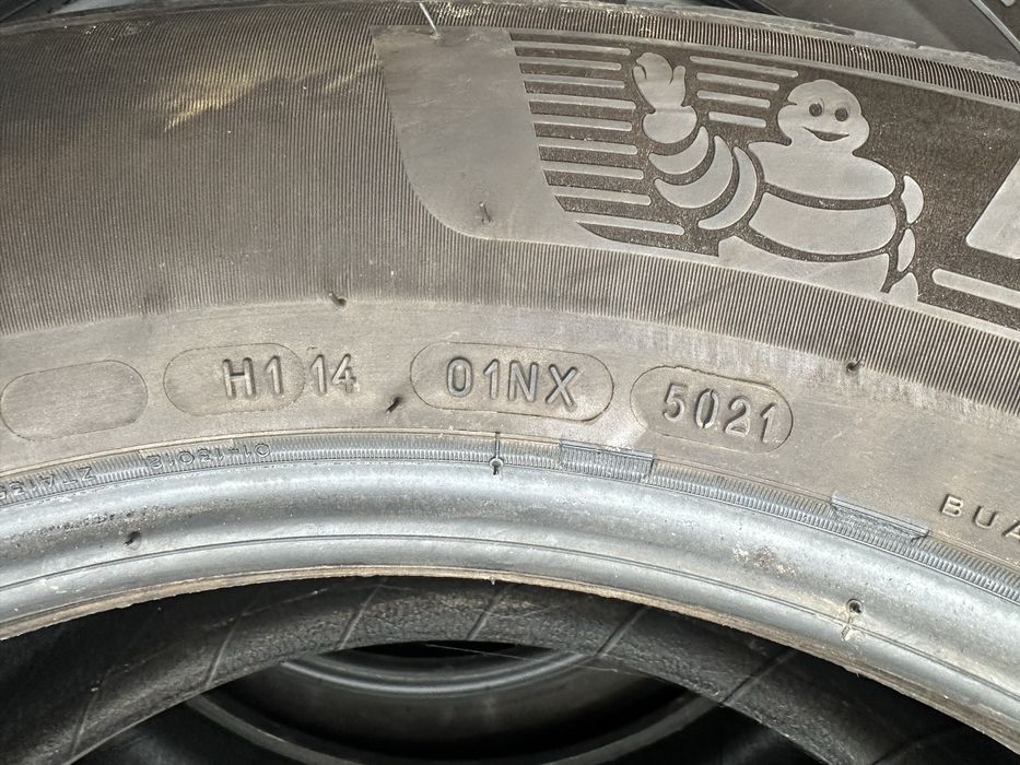 Set anvelope de iarna 225/60/18Michelin