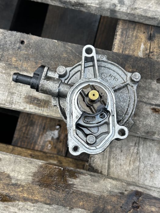 Вакуум помап Hyundai i30 1.6CRDi 2007г-2012г