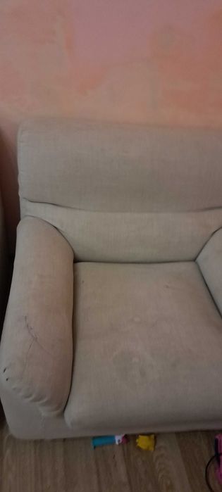 Cream sofa chair/arm chair
