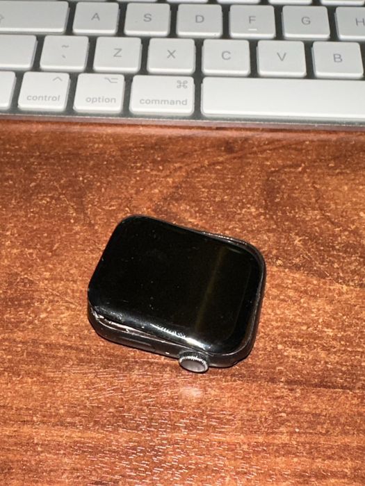 Apple Watch SE 44mm за части
