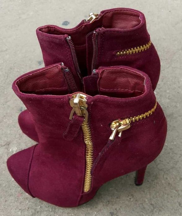 Боти с висок ток