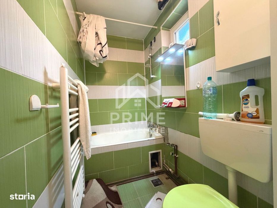 Apartament decomandat, 2 camere, etaj 2/4 - Micro, Aiud
