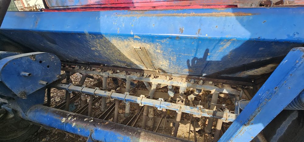 Vand utilaje agricole