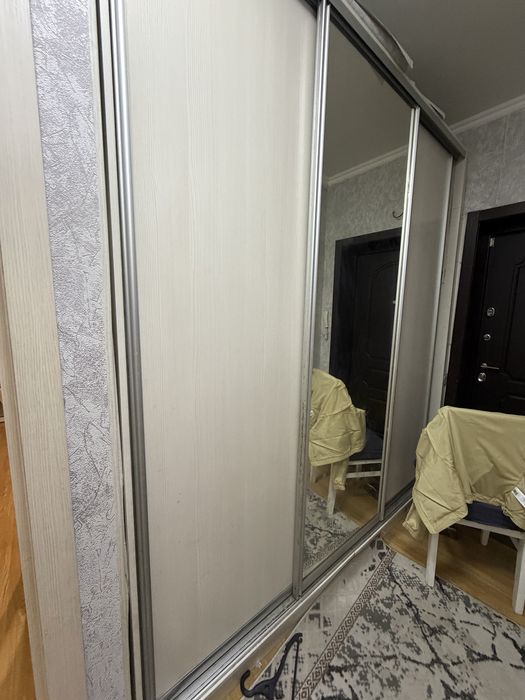 Шкаф купе продаю