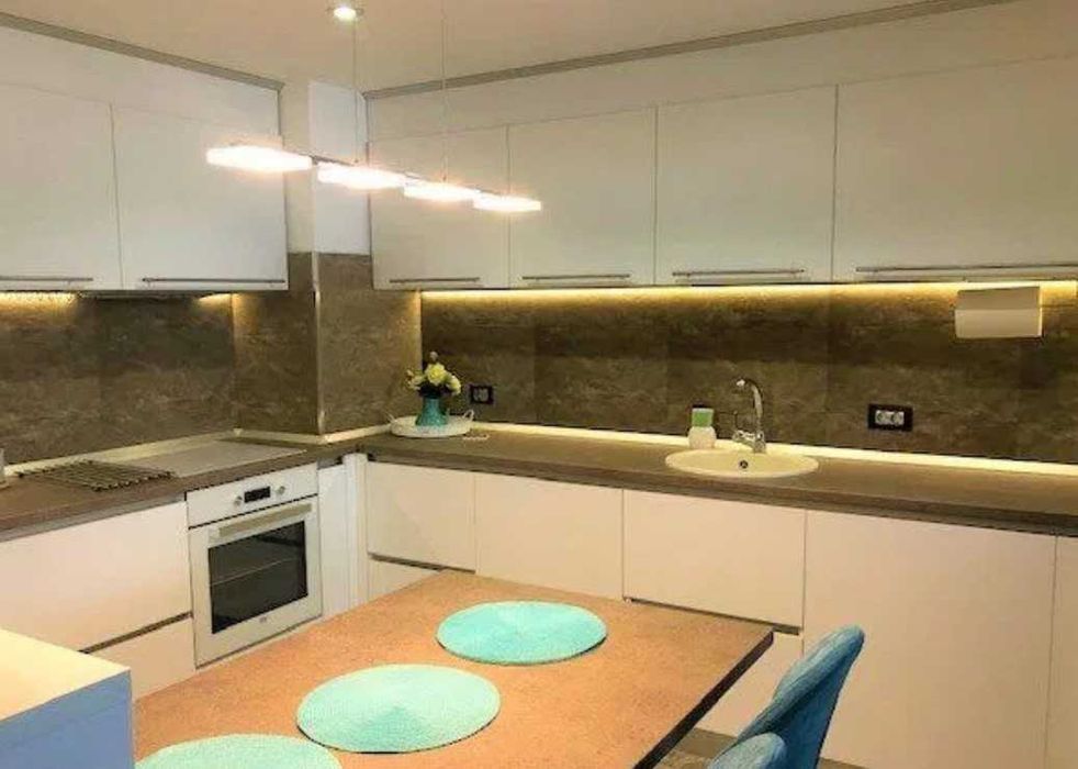 Дава се под наем Едностаен апартамент в Бургас, Меден рудник - зона Д - 42 кв.м за 163.2 € - Снимка #1