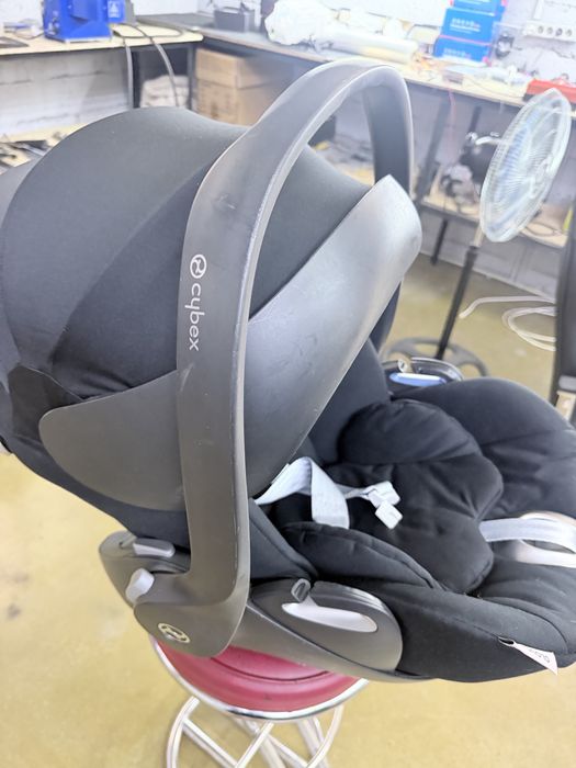 Продам авто крело cybex