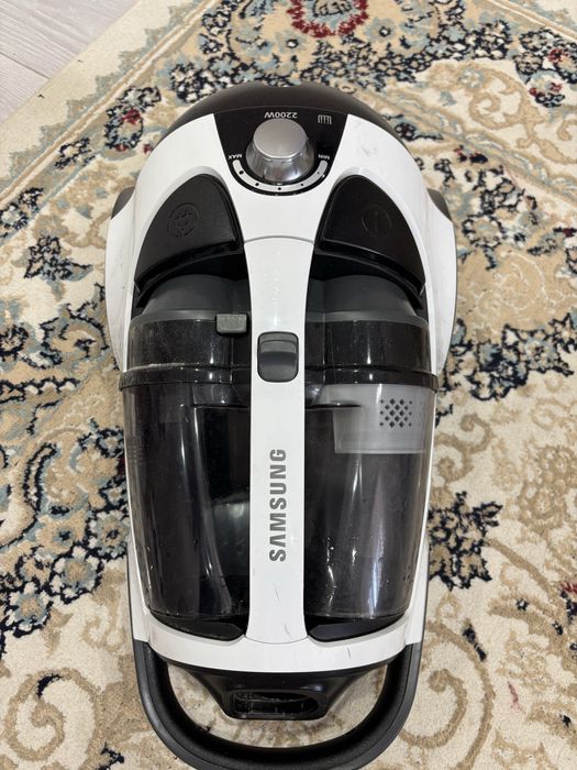 Пылесос Samsung полностью в сборе