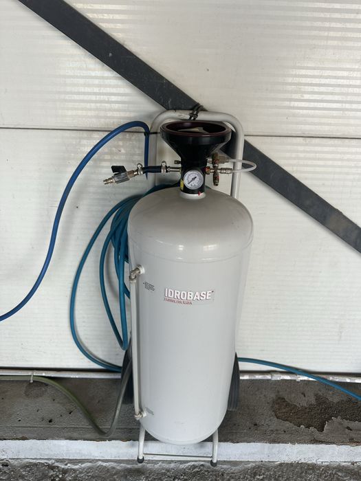 Aspirator 3 motoare si butelie spumă noi cu factura si garantie